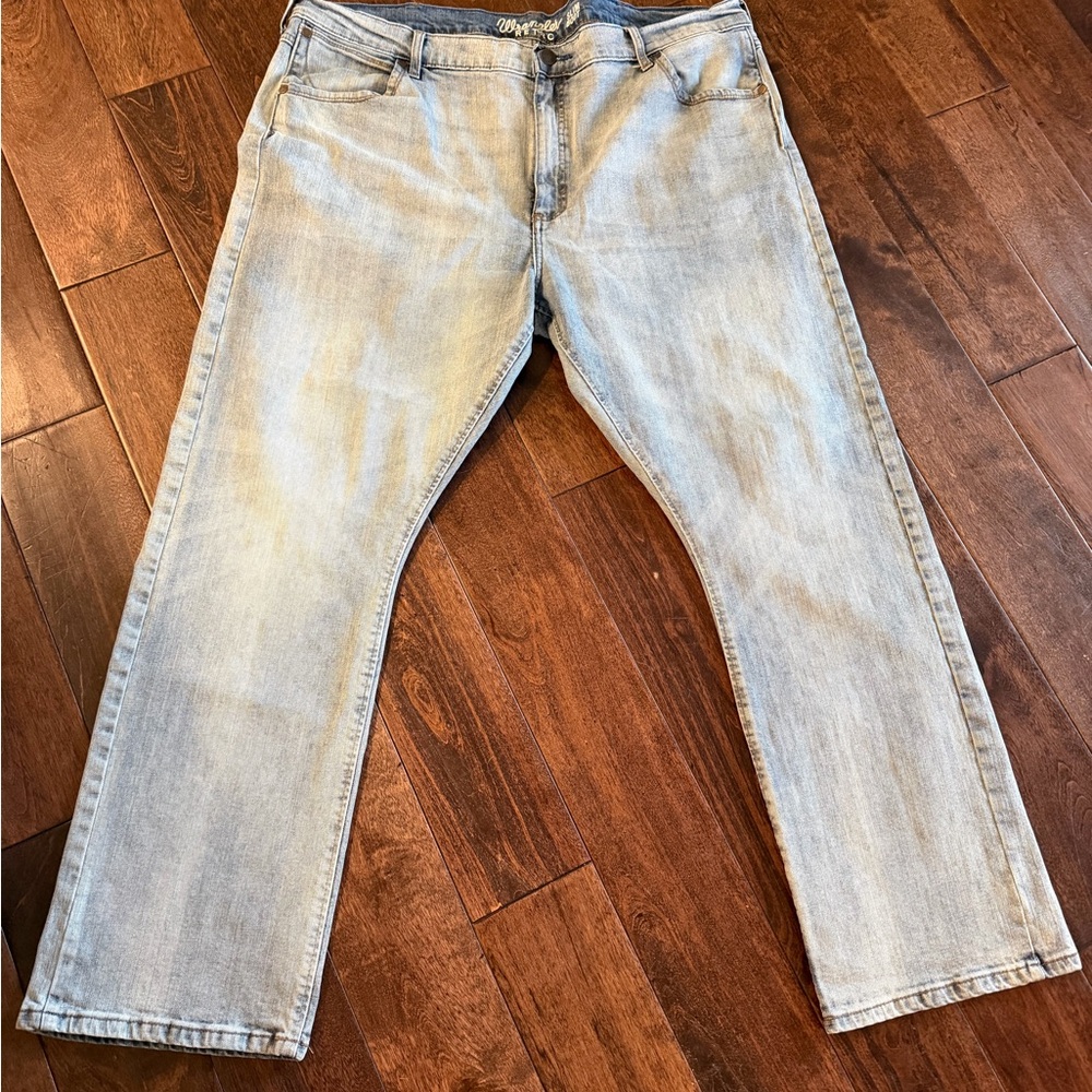 Men's Light Wash Retro Wrangler Jeans